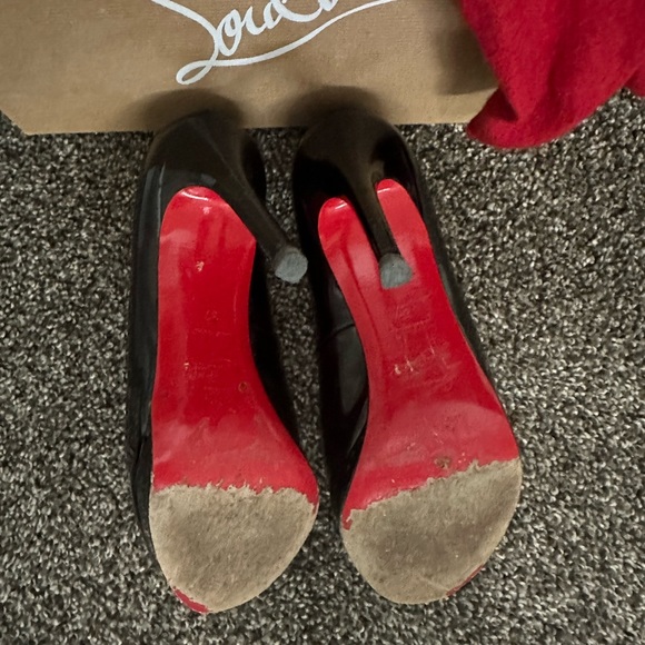 Louboutin Yolanda 120 Patent Peep Toe Pumps size 7 - Picture 6 of 8